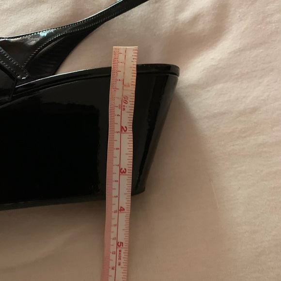 Miu miu platform black shiny shoes. 39.5 / size 8. - Picture 11 of 11